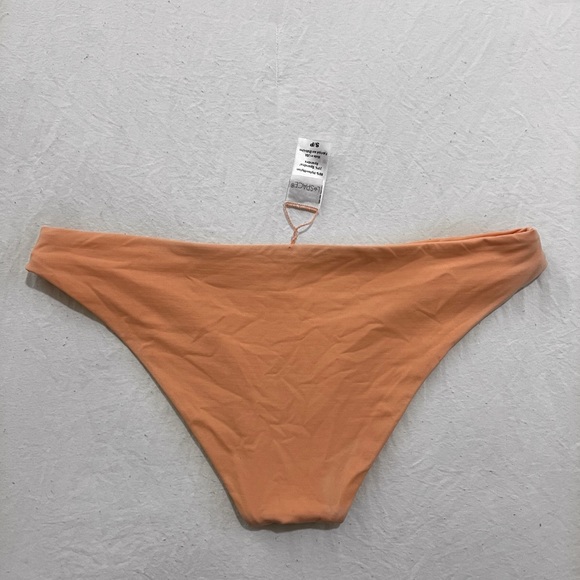 LSPACE Solid Sandy bikini bottoms - Picture 3 of 3